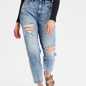 American Eagle Curvy Mom Jean